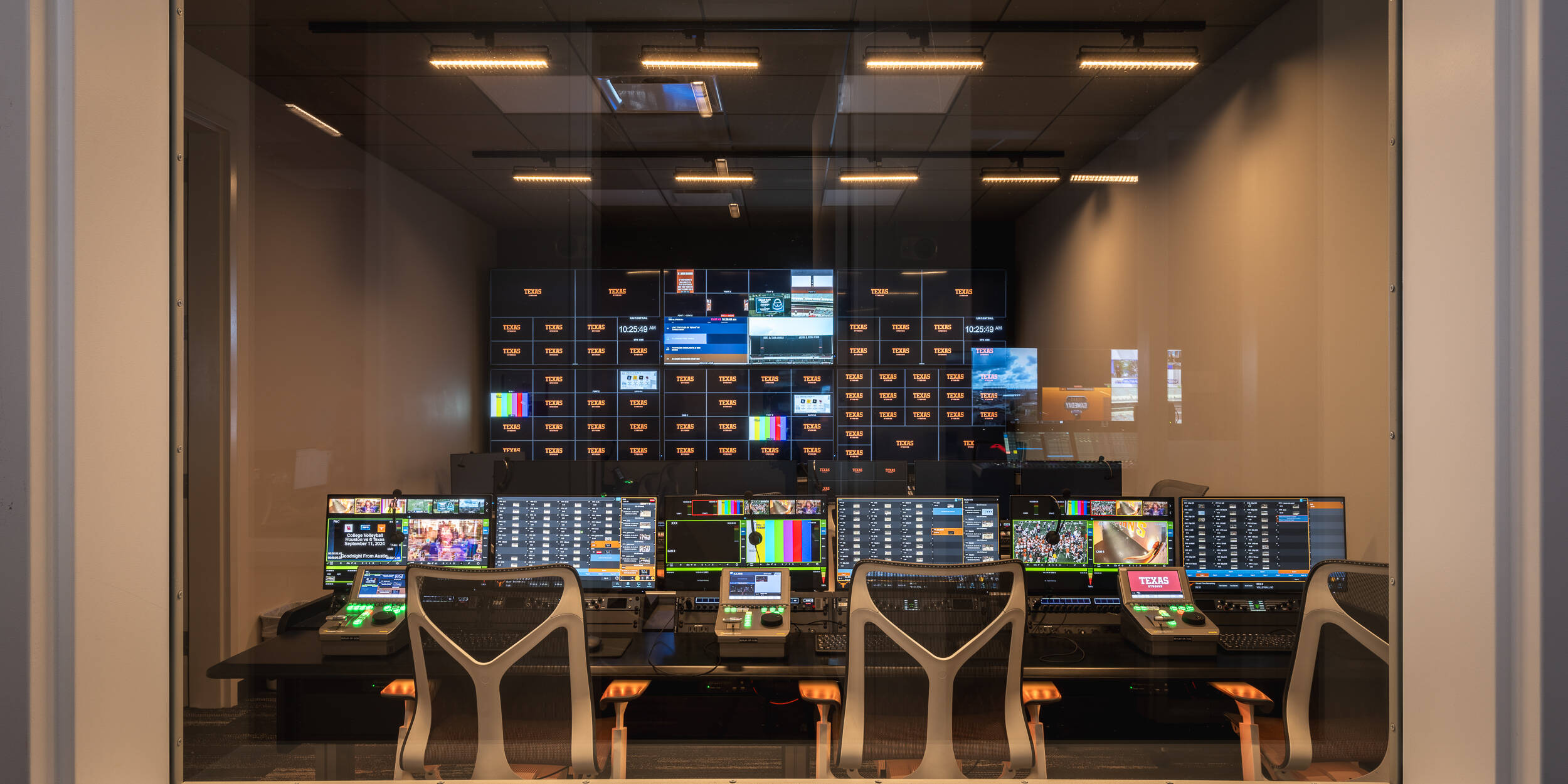 computer server control room